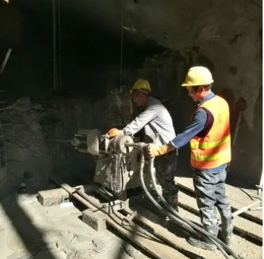 闻喜水下抗分散灌浆料特点 水下不分散注浆料介绍